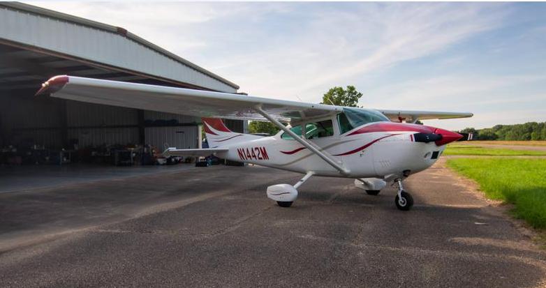 1975 Cessna 182P Photo 6
