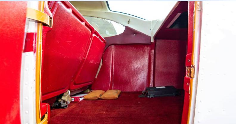 1975 Cessna 182P Photo 4