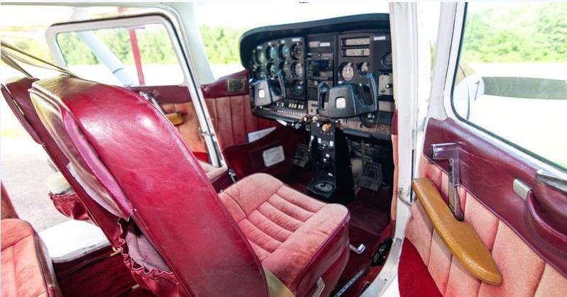 1975 Cessna 182P Photo 6