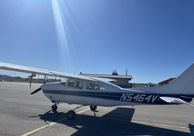 1975 Cessna T210L Photo 3