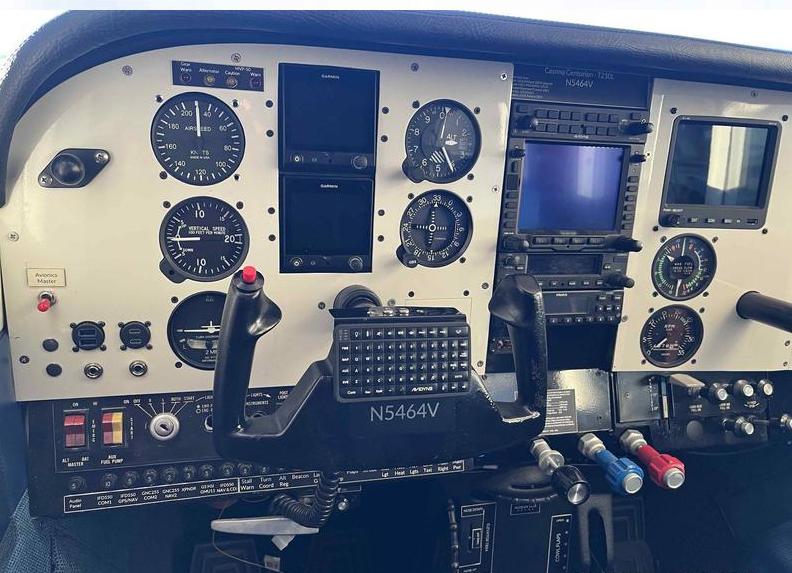 1975 Cessna T210L Photo 5