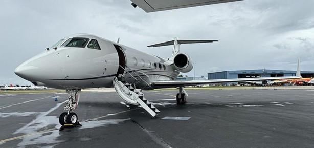 2014 GULFSTREAM G450 Photo 2