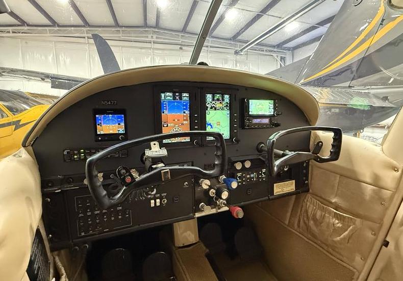 1956 CESSNA 182 Photo 3