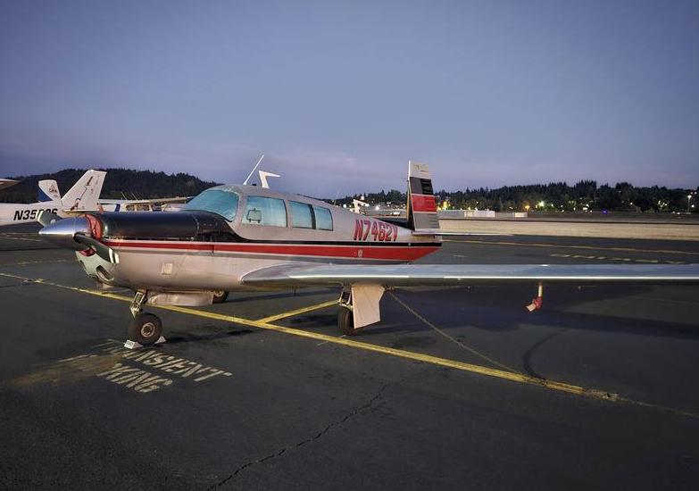 1975 Mooney M20F Photo 2