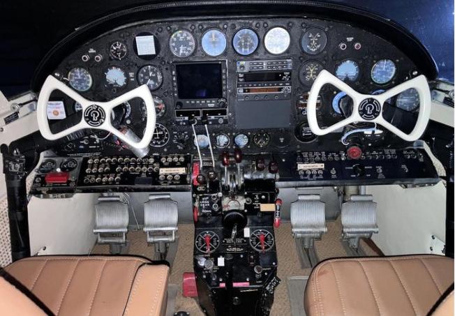 1963 BEECHCRAFT H18 Photo 4