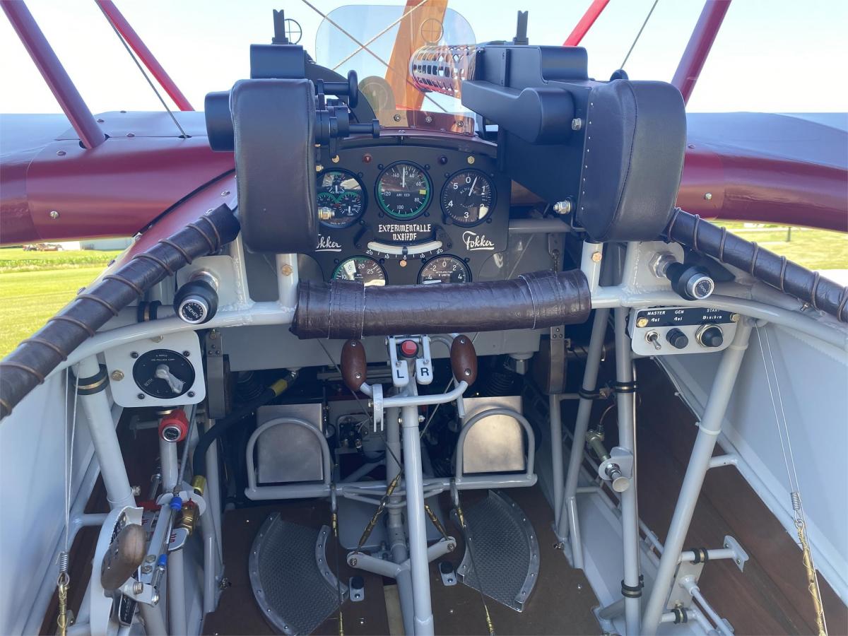 2017 FOKKER DR 1 Photo 2