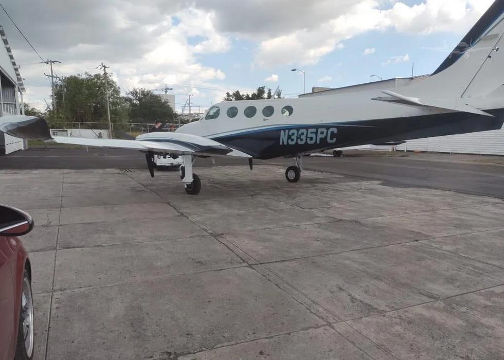 1980 CESSNA 335 Photo 2
