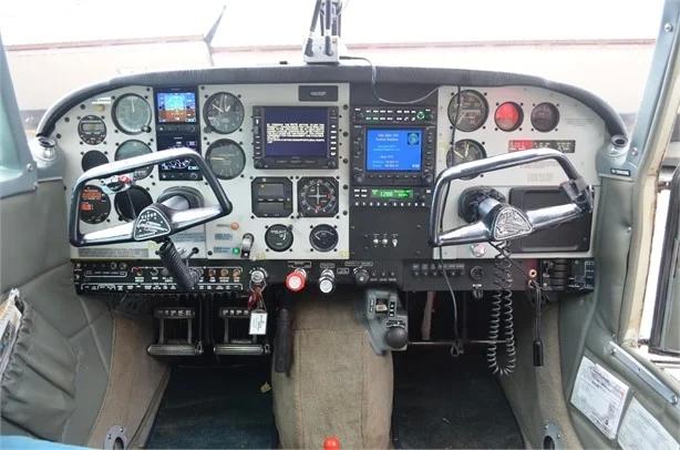 1967 PIPER COMANCHE 260 Photo 4