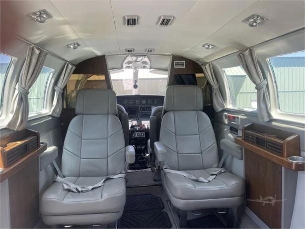 1976 CESSNA 402B Photo 3