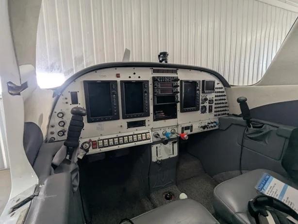2003 LANCAIR IV-P Photo 3