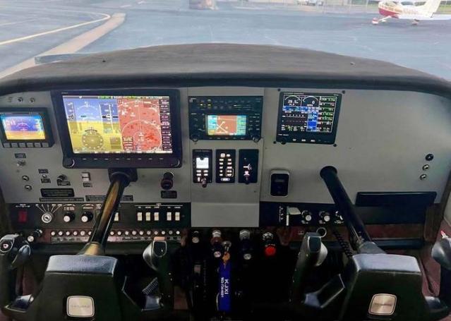 1975 CESSNA 182P SKYLANE Photo 3