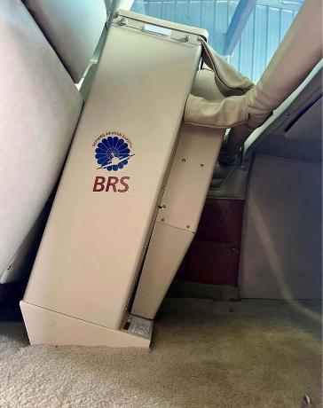 1975 CESSNA 182P SKYLANE Photo 6