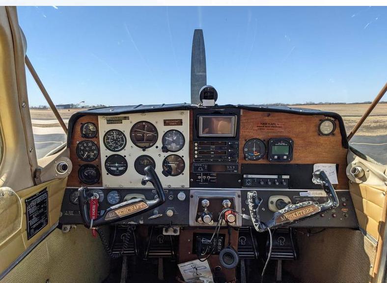 1966 BEECHCRAFT MUSKETEER Photo 3