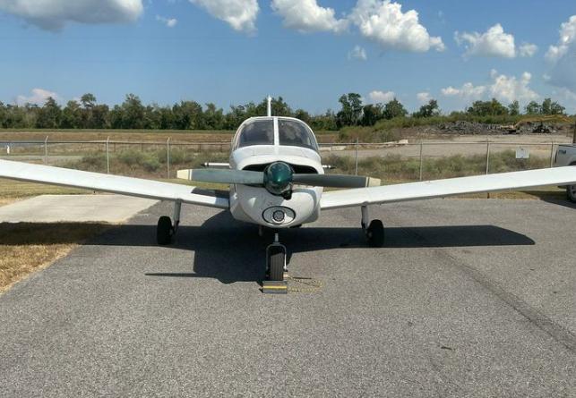 1974 PIPER CHEROKEE 140 Photo 4