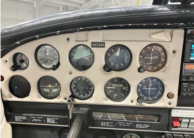 1974 PIPER CHEROKEE 140 Photo 4