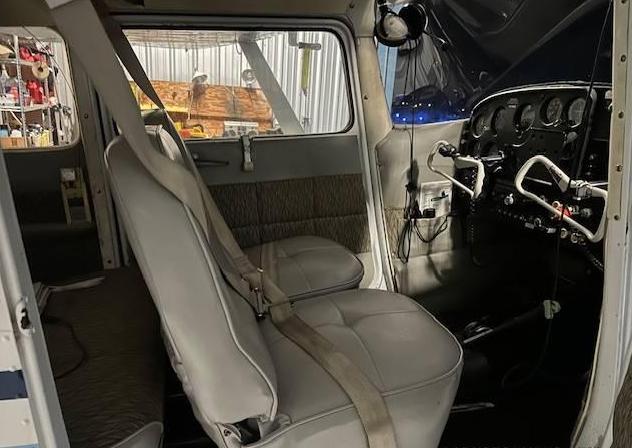 1959 Cessna 172 Photo 2