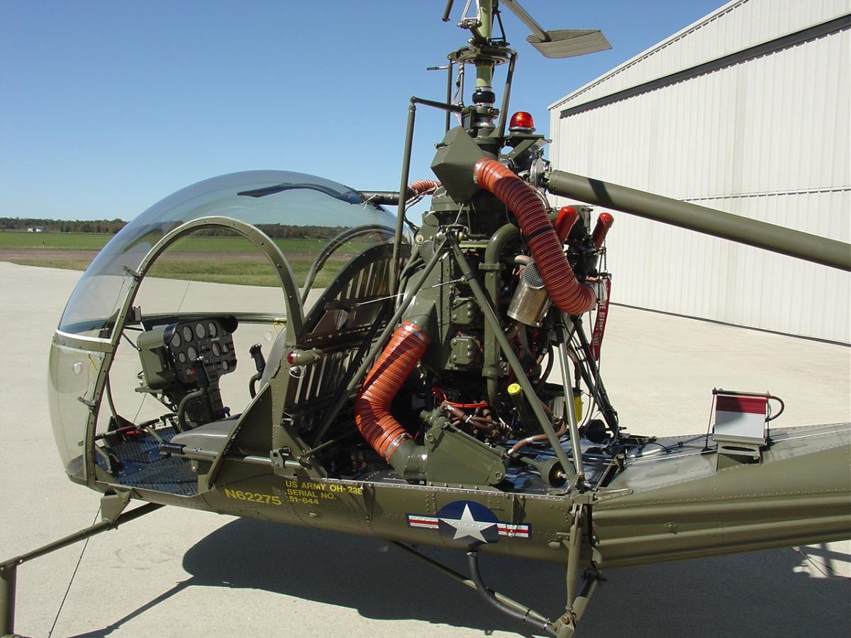 Hiller UH-12B Photo 4