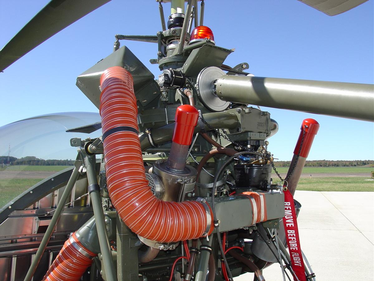 Hiller UH-12B Photo 7