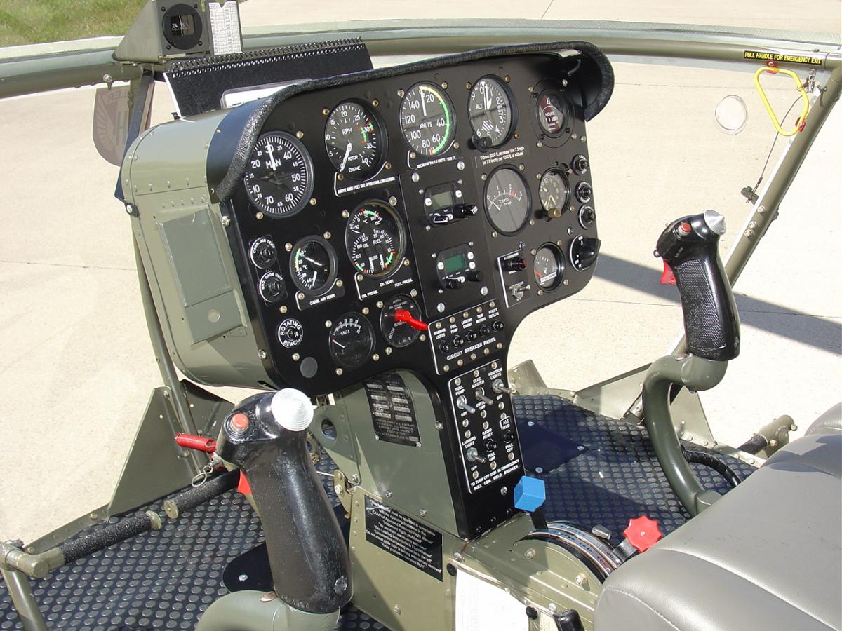 Hiller UH-12B Photo 3