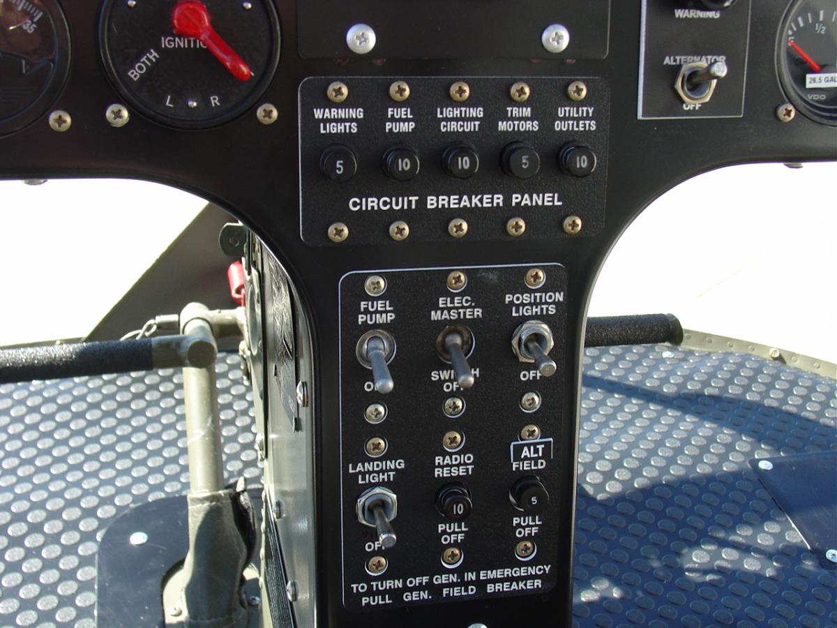 Hiller UH-12B Photo 4