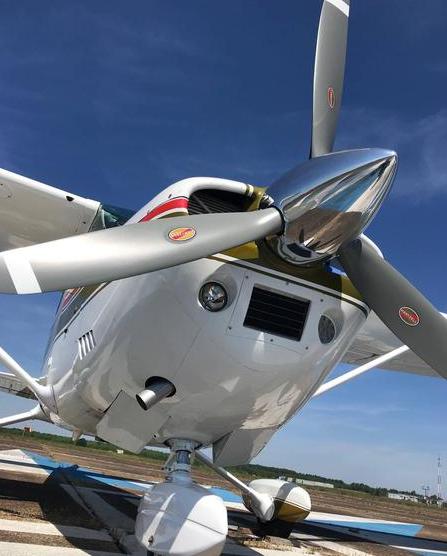 1973 Cessna 182P Photo 3