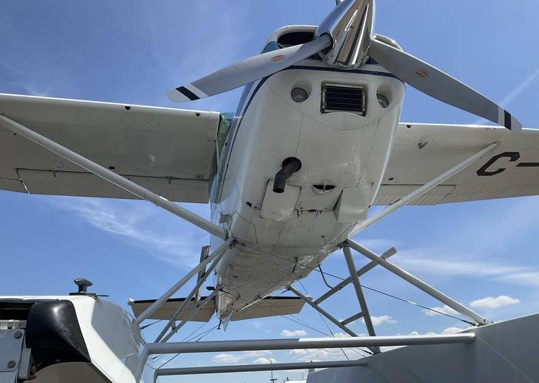 1977 Cessna A185F Amphibian Photo 6