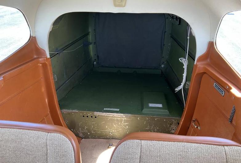 1977 Cessna A185F Amphibian Photo 5