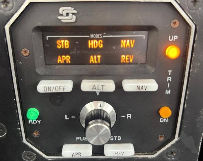1981 CESSNA 182R Photo 4