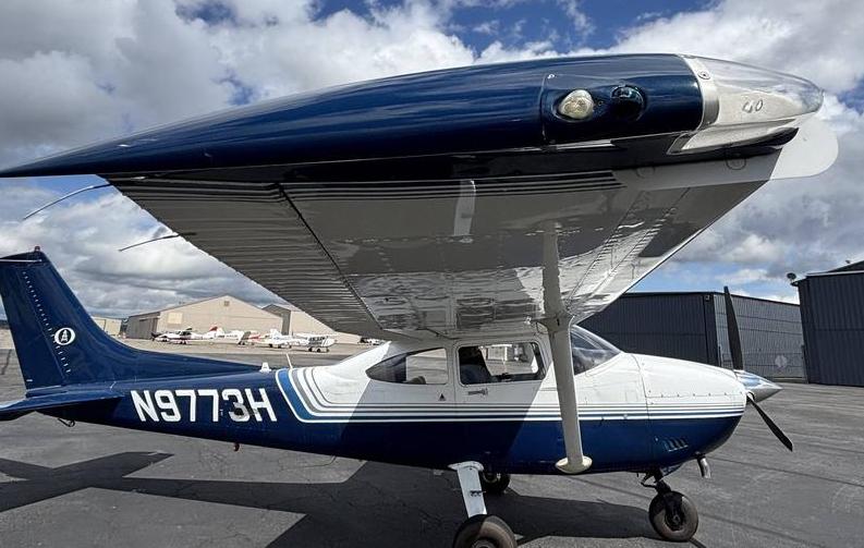 1981 CESSNA 182R Photo 3