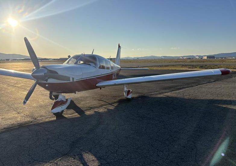1968 PIPER CHEROKEE 6/300 Photo 4