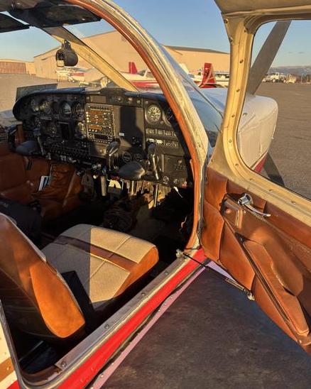 1968 PIPER CHEROKEE 6/300 Photo 5