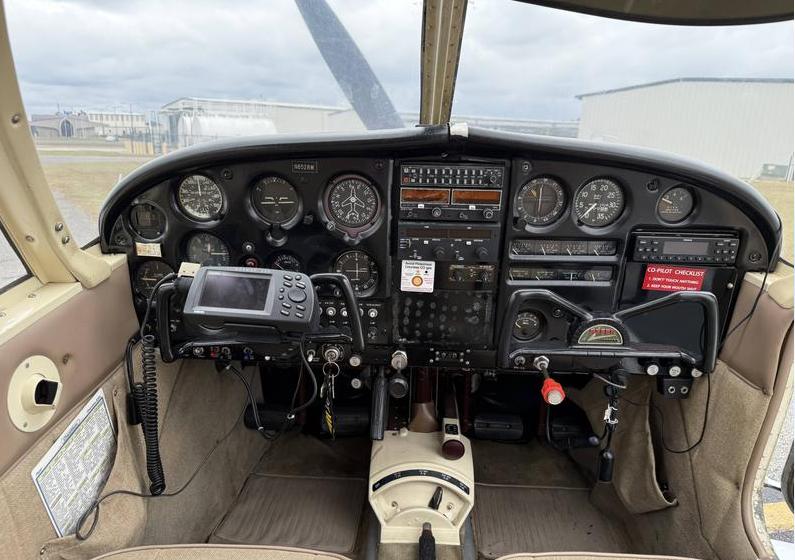 1963 Piper Cherokee 235 Photo 6