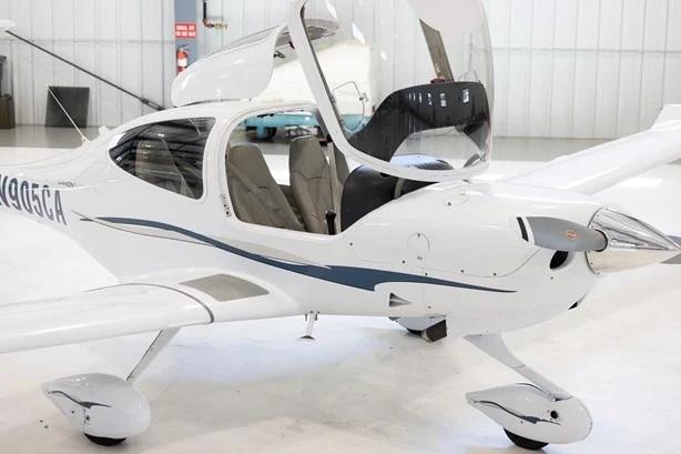 2007 DIAMOND DA40 Photo 7