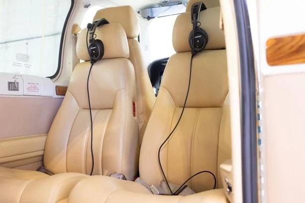 1994 BEECHCRAFT 58 BARON Photo 4