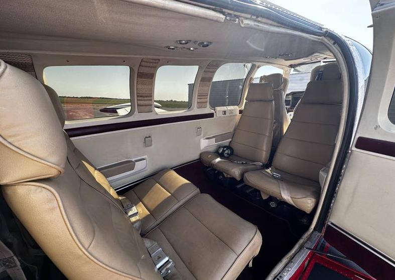 1981 Beech A36 Bonanza Photo 6