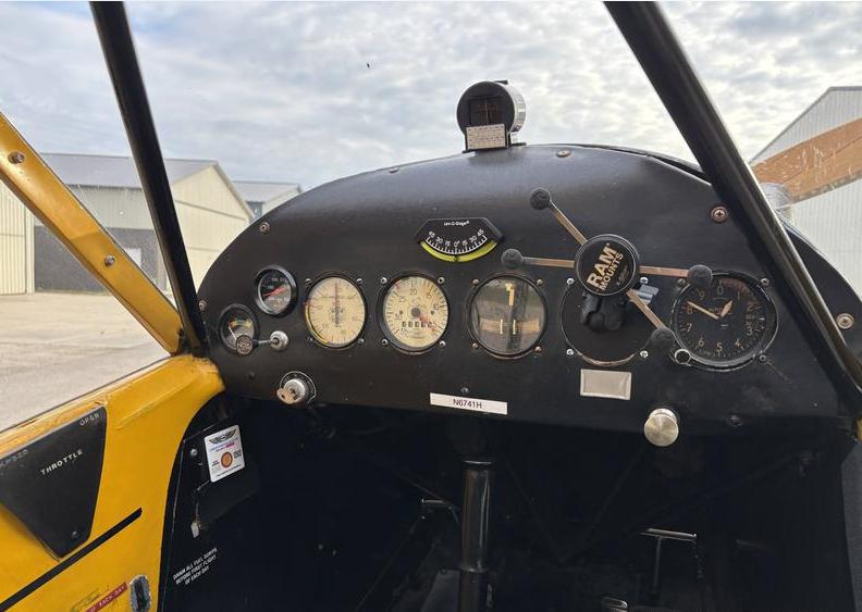 1946 Piper J-3 Cub Photo 5