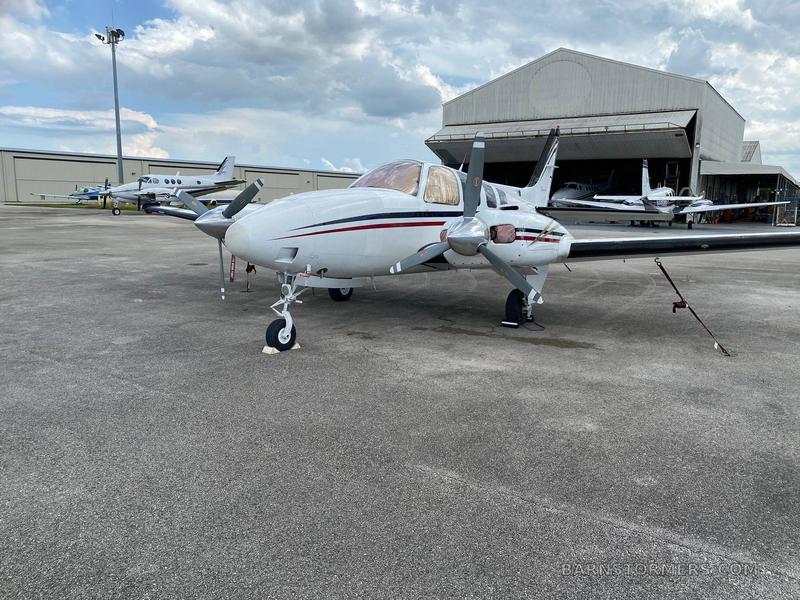 1991 Beech BE58 Baron Photo 4