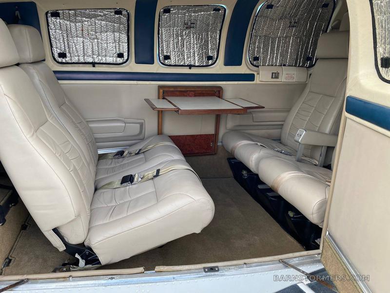 1991 Beech BE58 Baron Photo 3