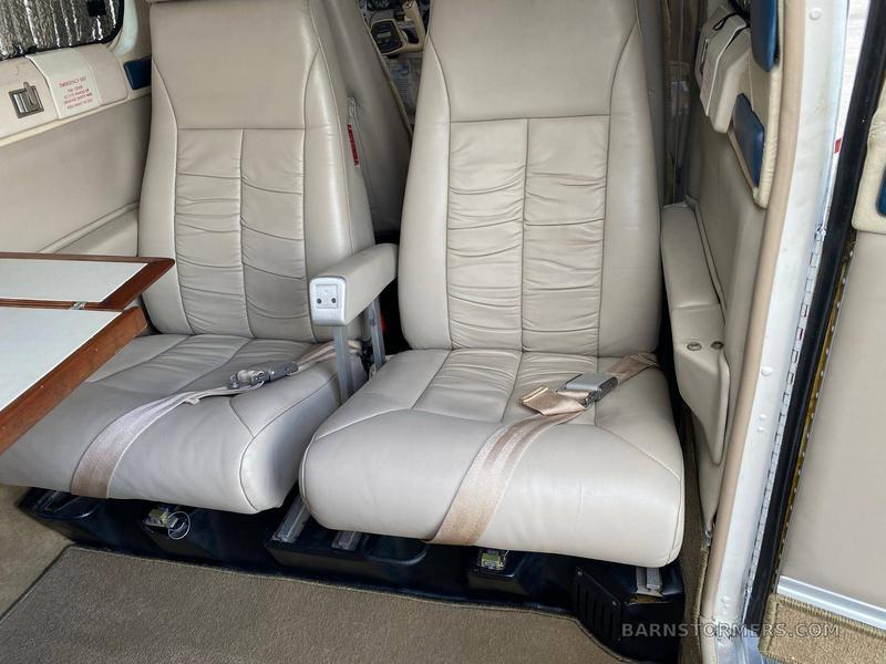 1991 Beech BE58 Baron Photo 4