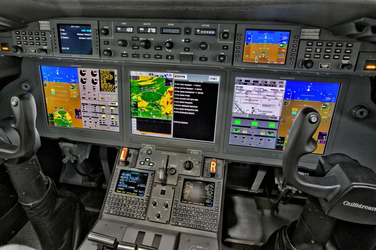 2013 Gulfstream G280 Photo 6