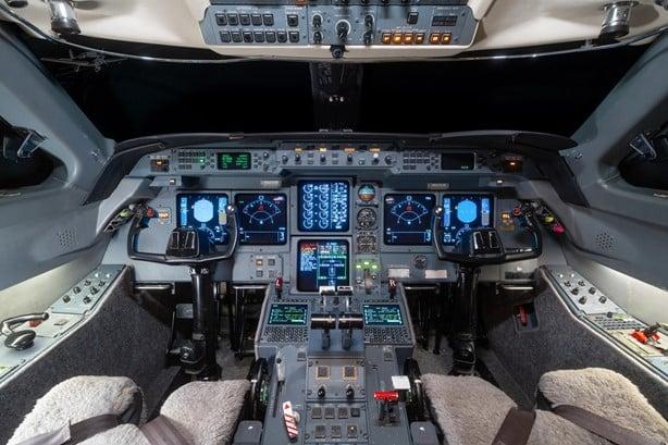 1999 GULFSTREAM GV Photo 2