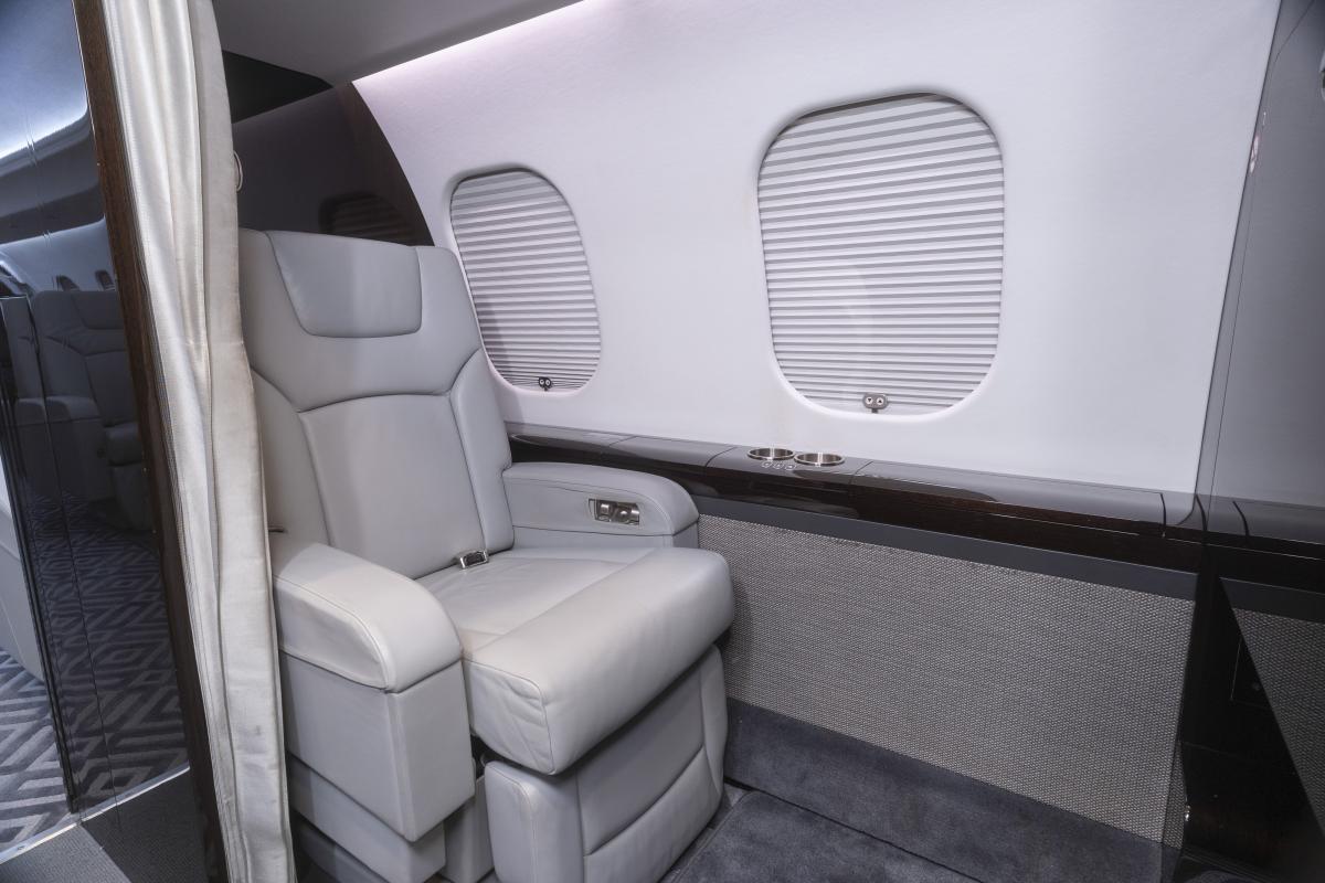 2016 Global 6000 Photo 7
