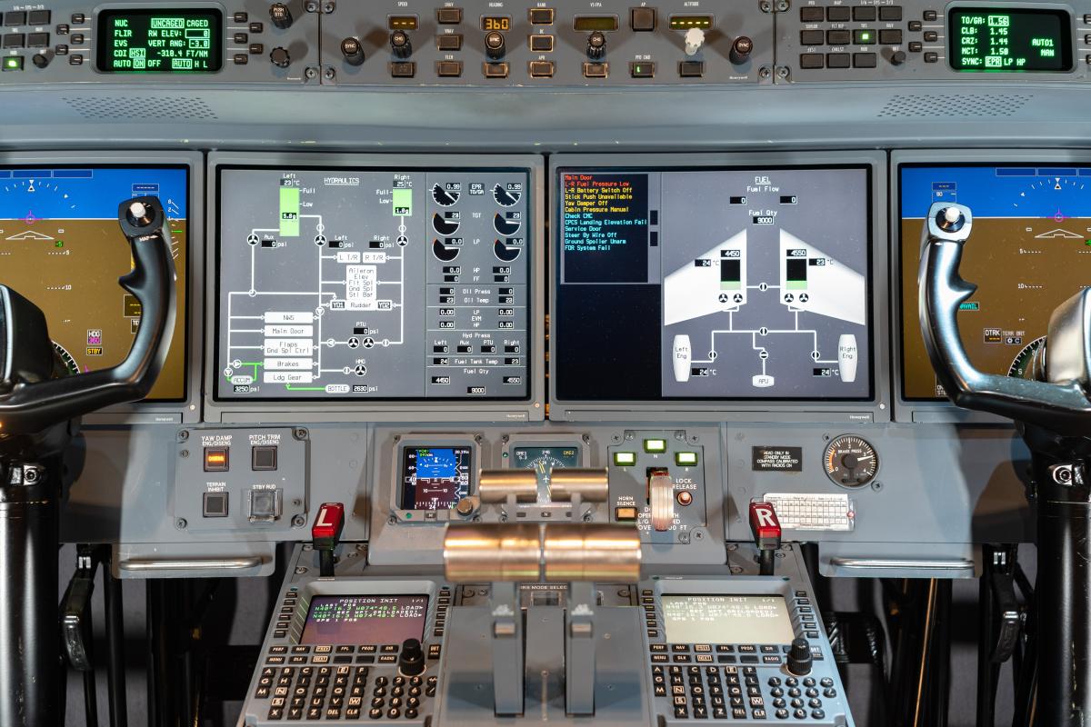 2009 Gulfstream G550 Photo 4