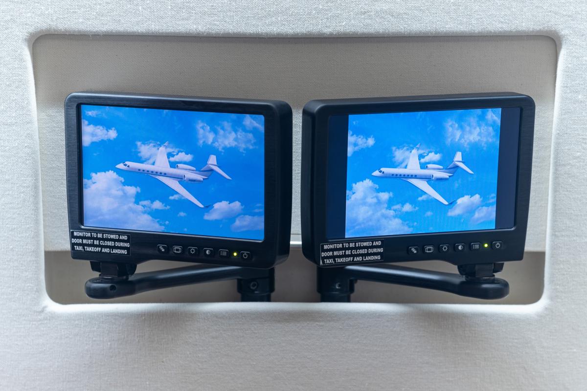 2009 Gulfstream G550 Photo 6