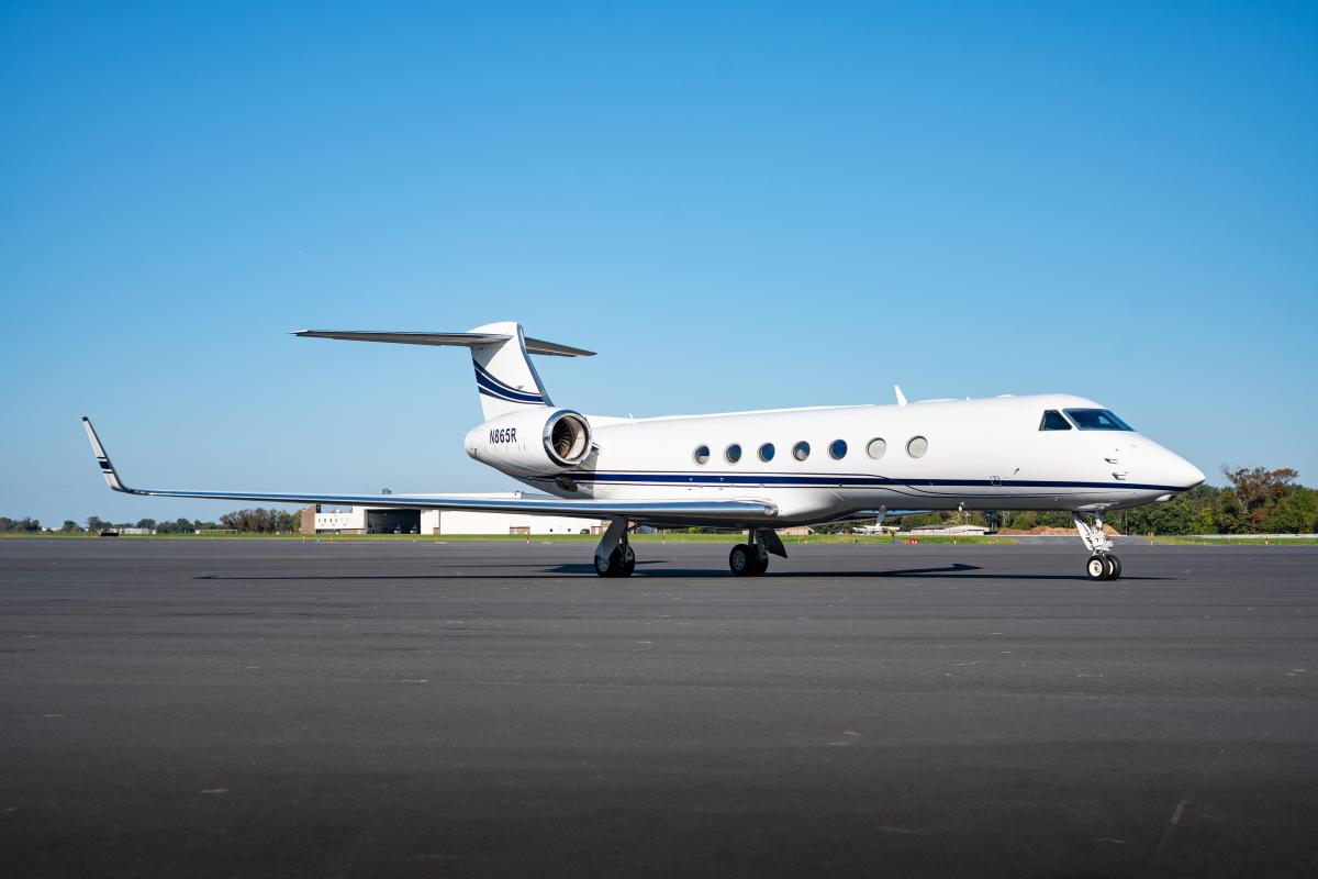 2009 Gulfstream G550 Photo 3