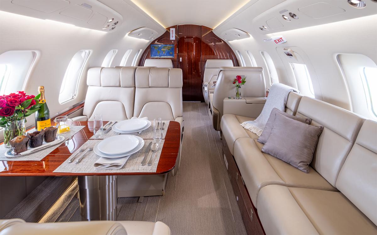 2017 Challenger 650 s/n 6064 Photo 6