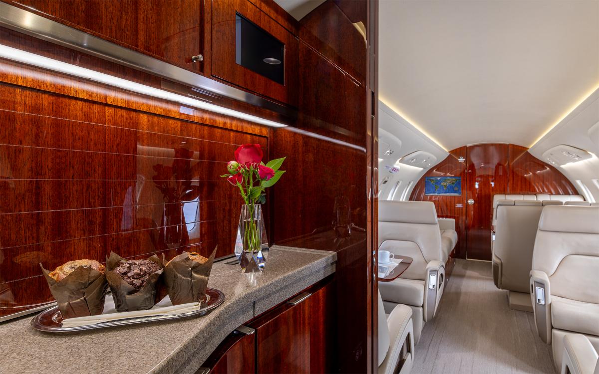 2017 Challenger 650 s/n 6064 Photo 3