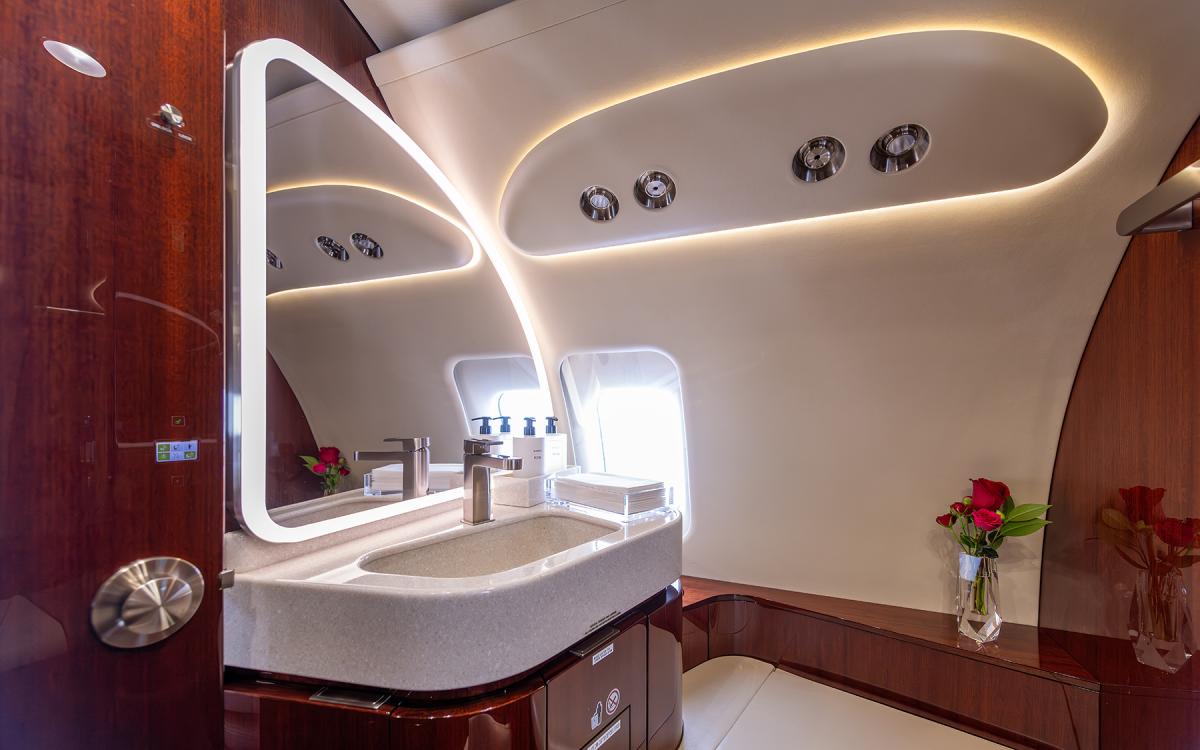 2017 Challenger 650 s/n 6064 Photo 5