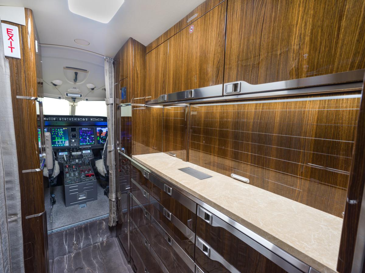 2016 Challenger 350 s/n 20632 Photo 4