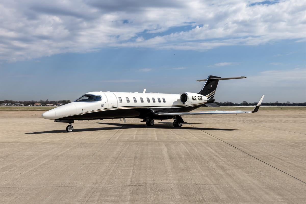 2003 Learjet 45 Photo 2